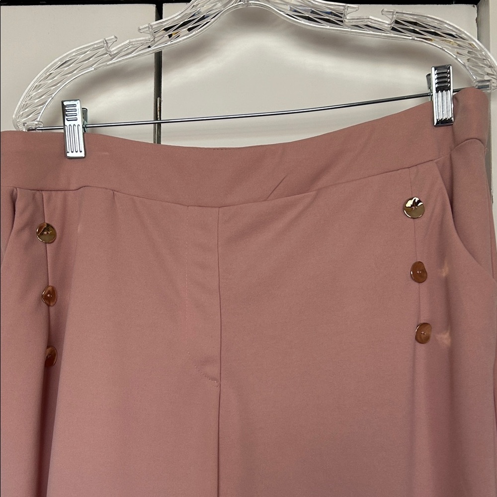 NWOT Women's Blush Pants. 1X - Picture 2 of 5